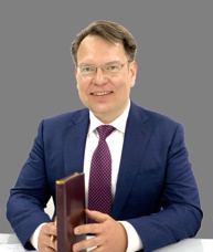 Сергей Олейник